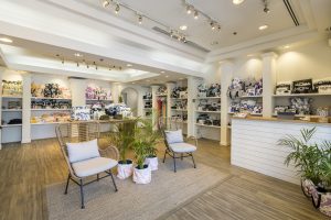 ALOHA Collection interior
